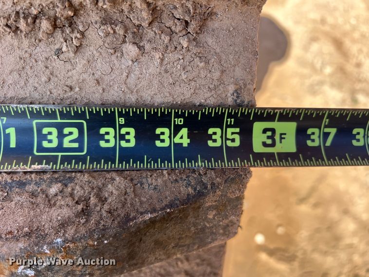 image for item MQ9881 2002 Case CX800  excavator