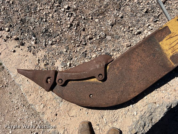 image for item MQ9881 2002 Case CX800  excavator