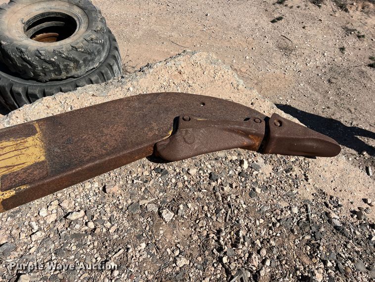 image for item MQ9881 2002 Case CX800  excavator