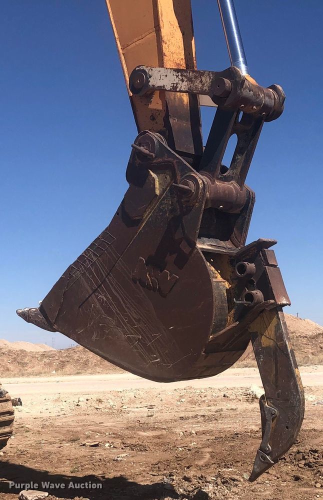 image for item MQ9881 2002 Case CX800  excavator