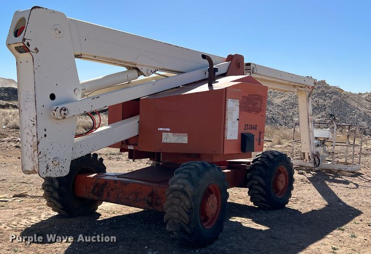 image for item MQ9883 1998 Snorkel ATB60ALCU  boom lift