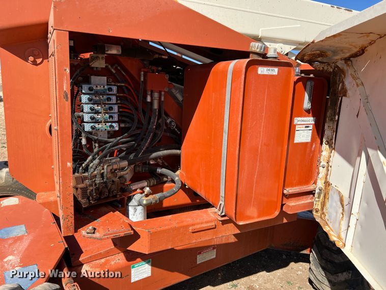 image for item MQ9883 1998 Snorkel ATB60ALCU  boom lift