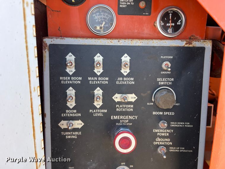 image for item MQ9883 1998 Snorkel ATB60ALCU  boom lift