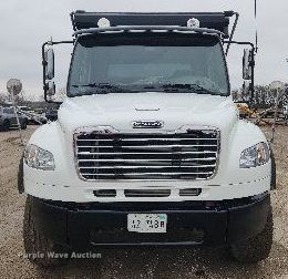 image for item MW9555 2005 Freightliner Business Class M2  dump truck