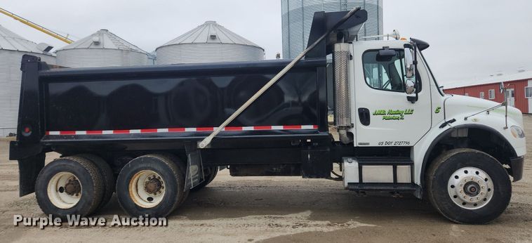 image for item MW9555 2005 Freightliner Business Class M2  dump truck