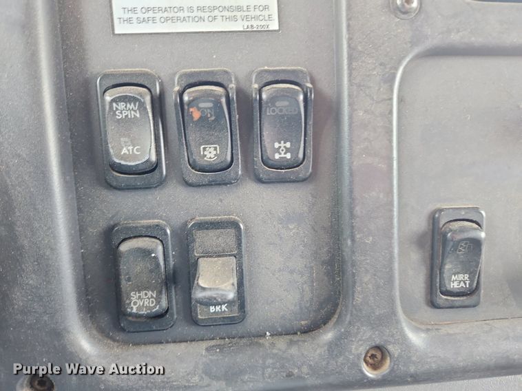 image for item MW9555 2005 Freightliner Business Class M2  dump truck