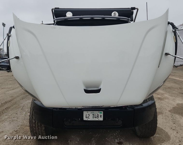 image for item MW9555 2005 Freightliner Business Class M2  dump truck