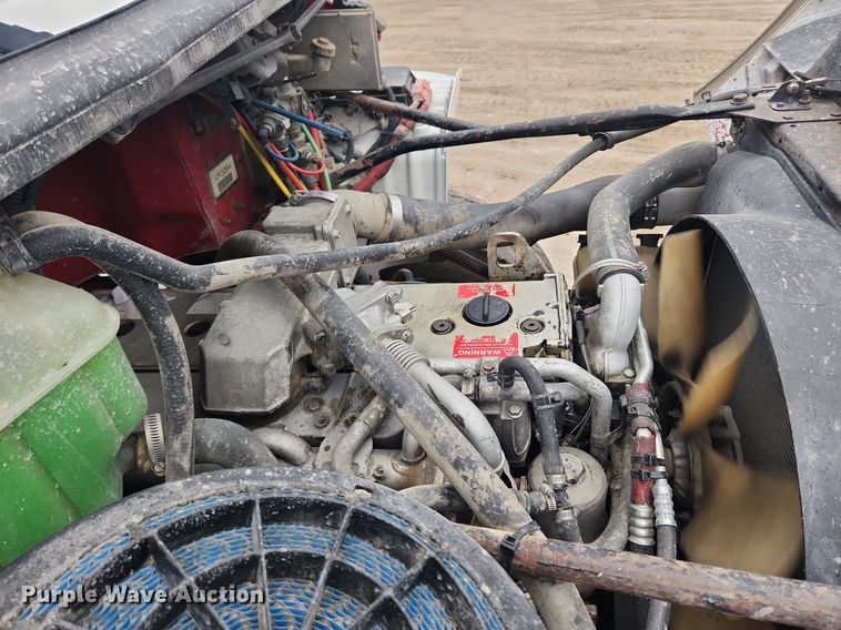 image for item MW9555 2005 Freightliner Business Class M2  dump truck