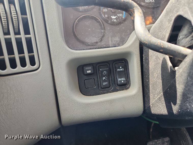 image for item MW9559 2008 International WorkStar 7400  flatbed truck