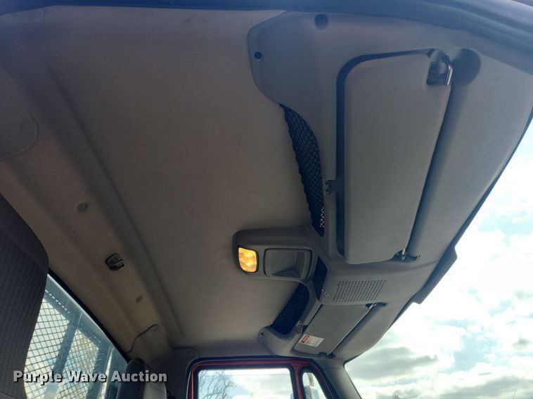 image for item MW9559 2008 International WorkStar 7400  flatbed truck