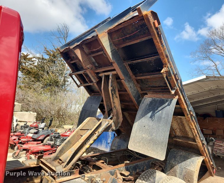 image for item MW9559 2008 International WorkStar 7400  flatbed truck