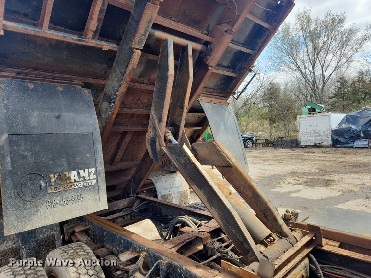 image for item MW9559 2008 International WorkStar 7400  flatbed truck