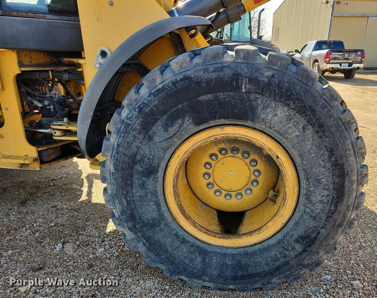 image for item MW9564 2013 John Deere 544K  wheel loader