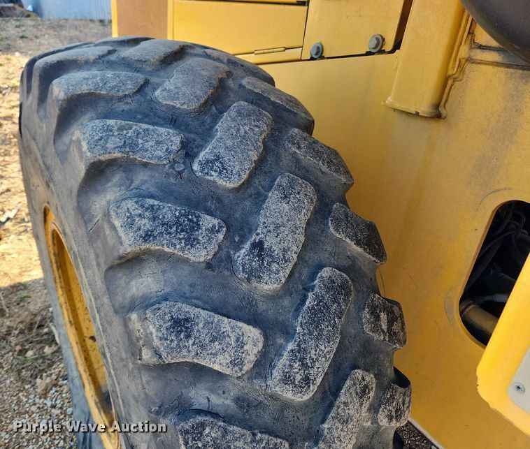 image for item MW9564 2013 John Deere 544K  wheel loader