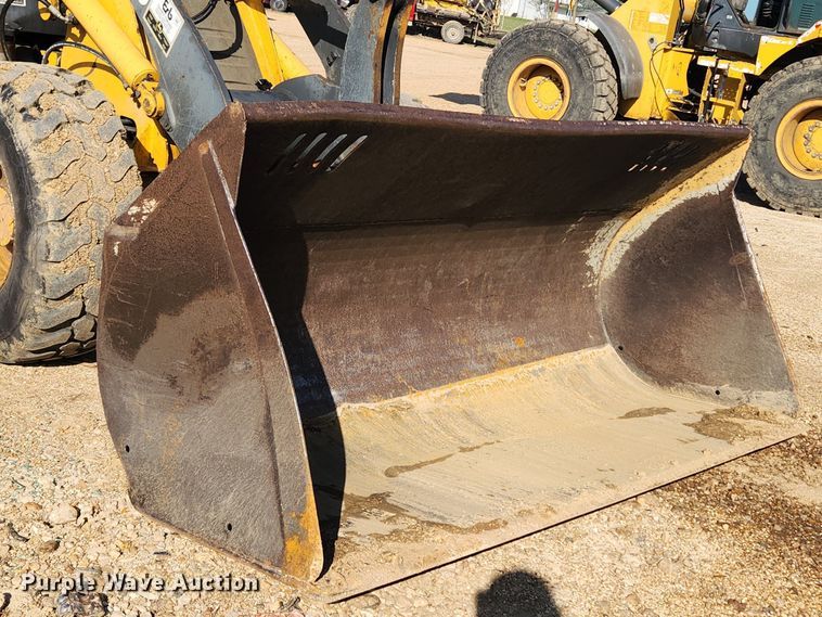 image for item MW9565 2008 John Deere 304J  wheel loader