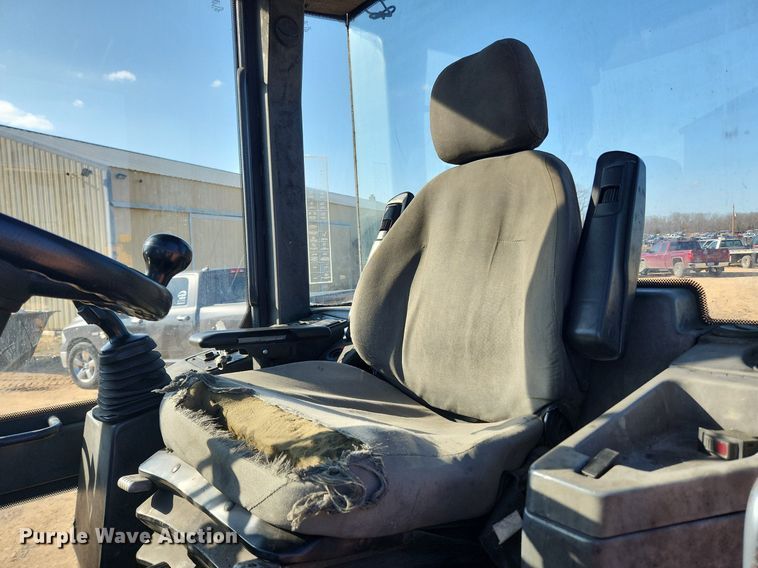 image for item MW9565 2008 John Deere 304J  wheel loader