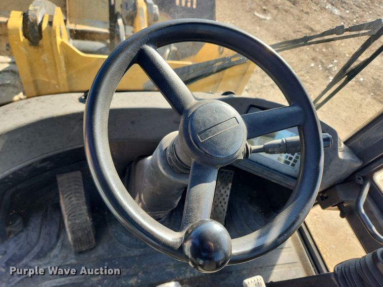 image for item MW9565 2008 John Deere 304J  wheel loader
