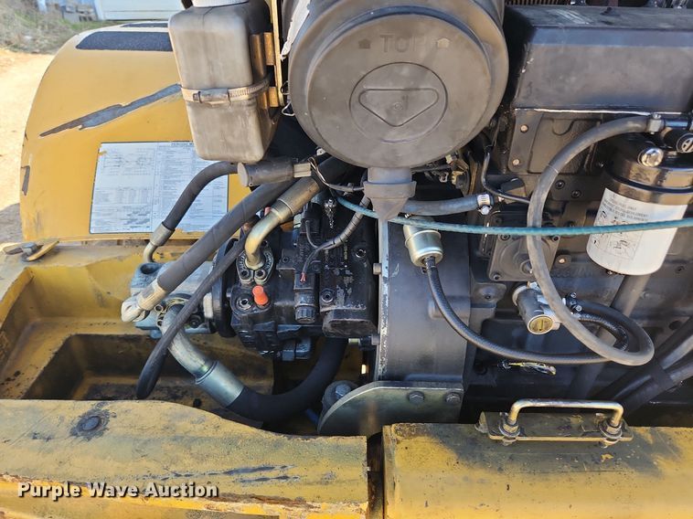 image for item MW9565 2008 John Deere 304J  wheel loader