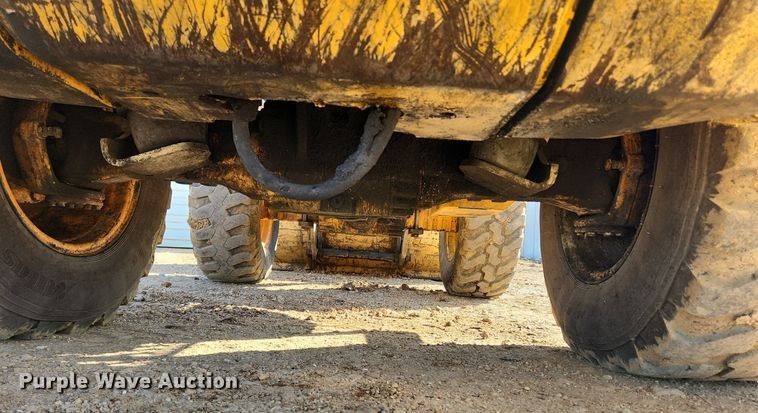 image for item MW9565 2008 John Deere 304J  wheel loader