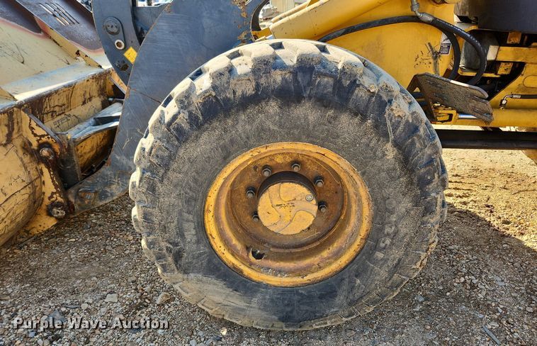 image for item MW9565 2008 John Deere 304J  wheel loader