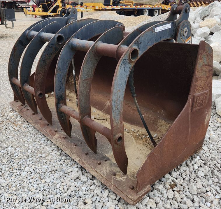 image for item MW9586 Caterpillar 184-3268  wheel loader grapple bucket