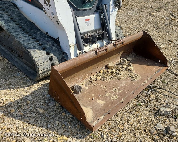 image for item MX9565 2017 Bobcat T650  tracked skid steer loader