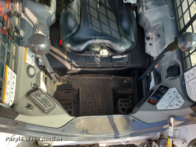 image for item MX9565 2017 Bobcat T650  tracked skid steer loader