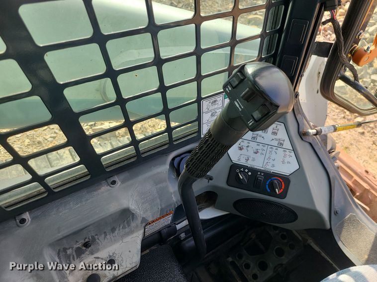 image for item MX9565 2017 Bobcat T650  tracked skid steer loader