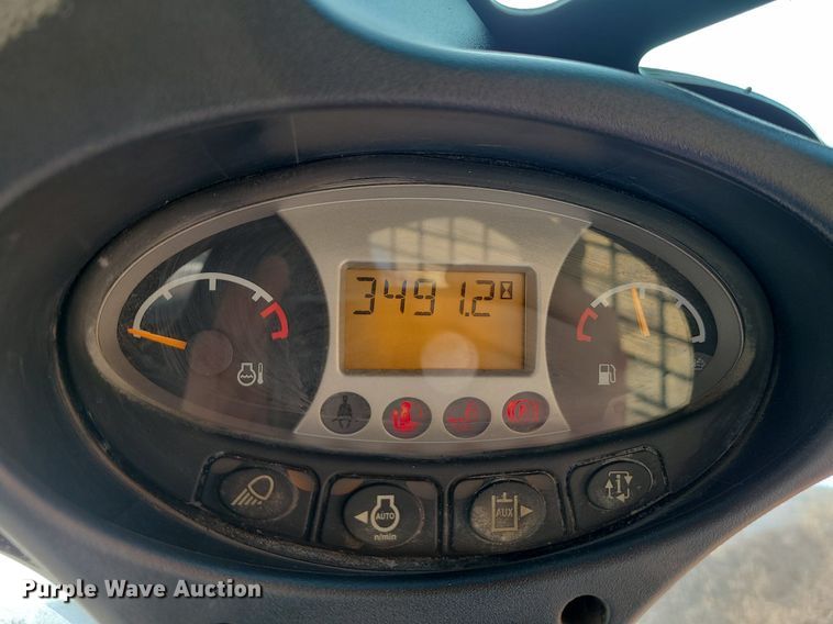 image for item MX9565 2017 Bobcat T650  tracked skid steer loader