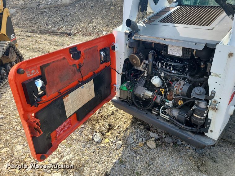 image for item MX9565 2017 Bobcat T650  tracked skid steer loader