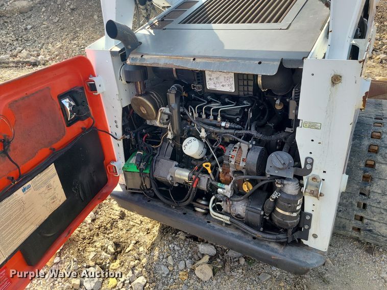 image for item MX9565 2017 Bobcat T650  tracked skid steer loader