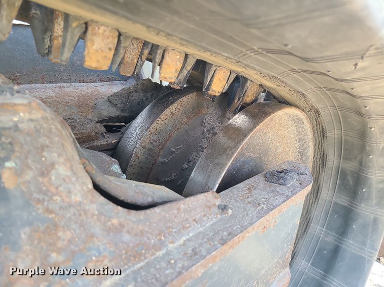 image for item MX9565 2017 Bobcat T650  tracked skid steer loader