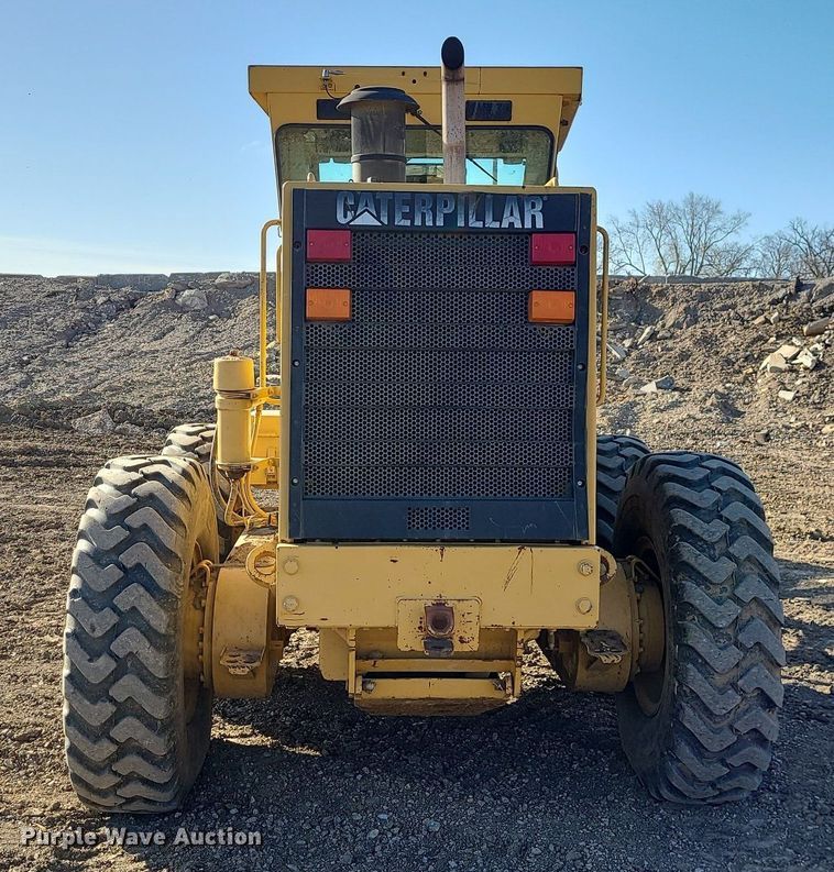 image for item MX9601 1999 Caterpillar 140H  motor grader