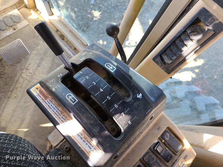 image for item MX9601 1999 Caterpillar 140H  motor grader