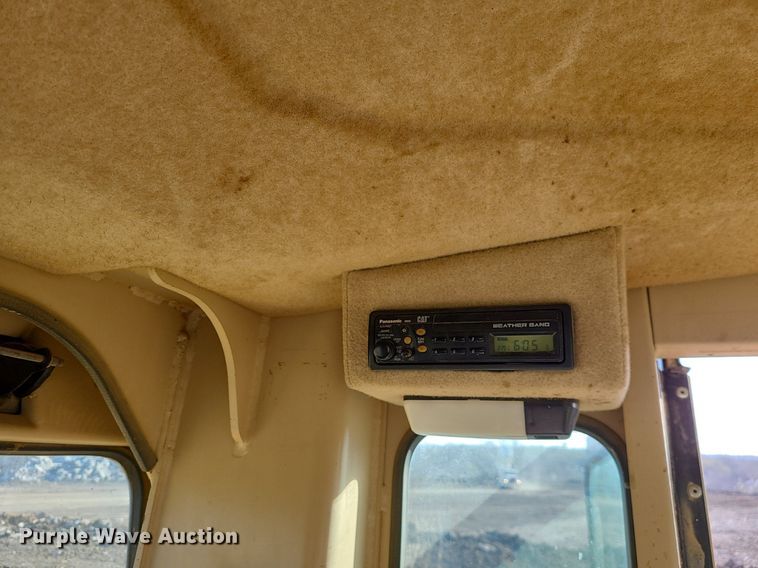 image for item MX9601 1999 Caterpillar 140H  motor grader