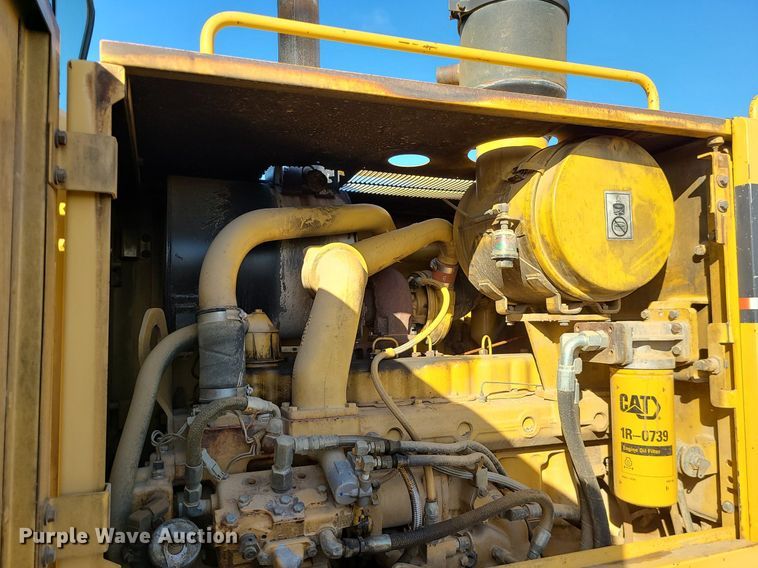 image for item MX9601 1999 Caterpillar 140H  motor grader