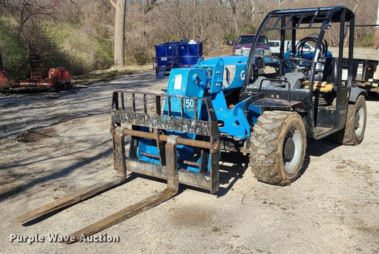 image for item MX9602 2015 Genie GTH-5519  telehandler