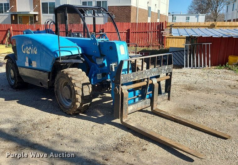 image for item MX9602 2015 Genie GTH-5519  telehandler