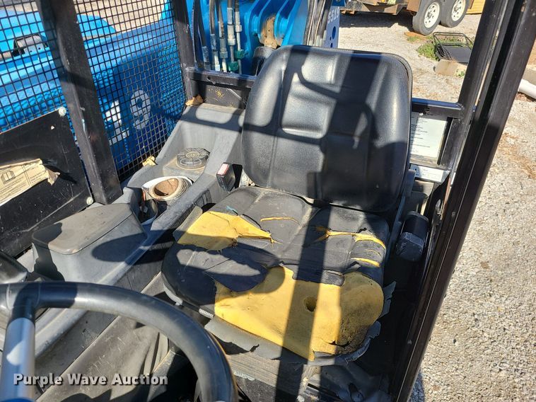 image for item MX9602 2015 Genie GTH-5519  telehandler