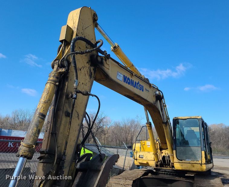 image for item MX9605 2003 Komatsu PC220LC-7  excavator