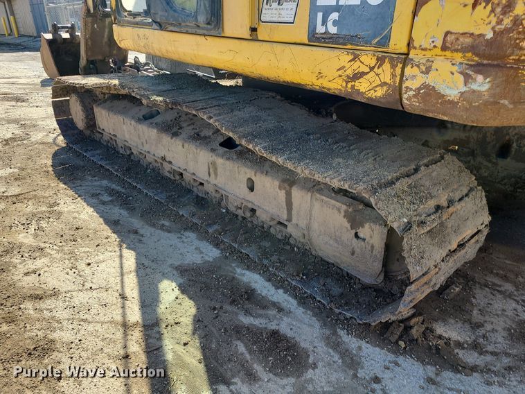image for item MX9605 2003 Komatsu PC220LC-7  excavator