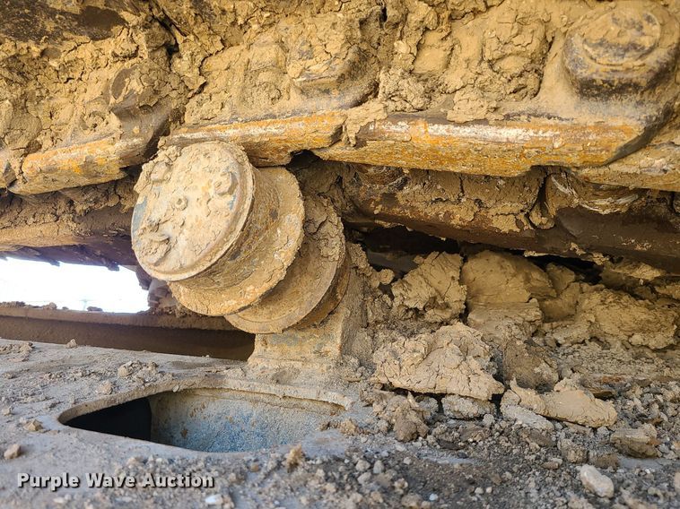 image for item MX9605 2003 Komatsu PC220LC-7  excavator