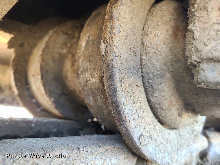 image for item MX9605 2003 Komatsu PC220LC-7  excavator