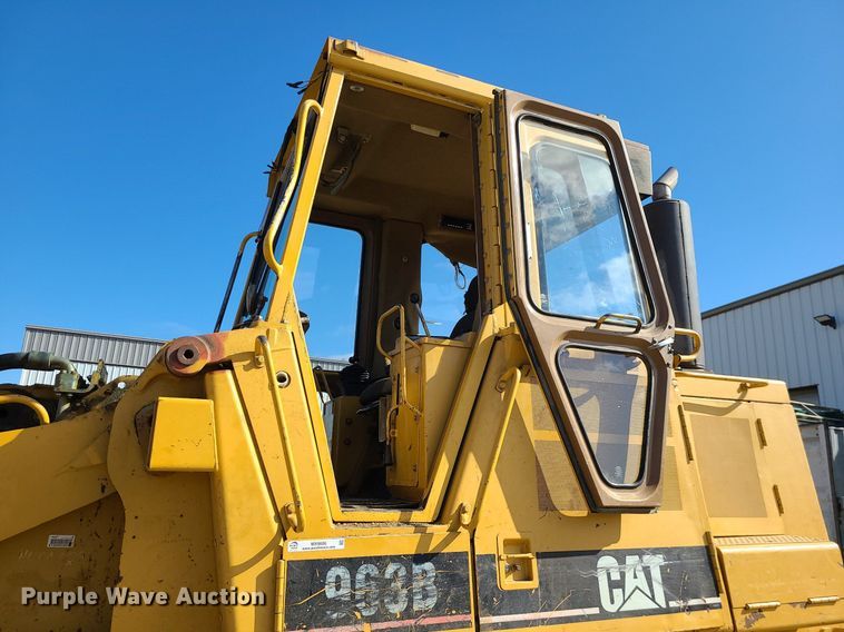 image for item MX9606 1999 Caterpillar 963B  track loader