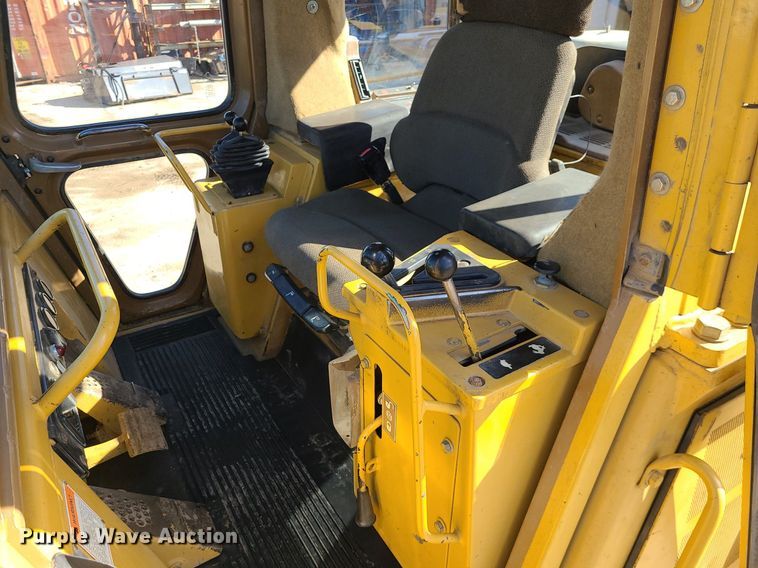 image for item MX9606 1999 Caterpillar 963B  track loader