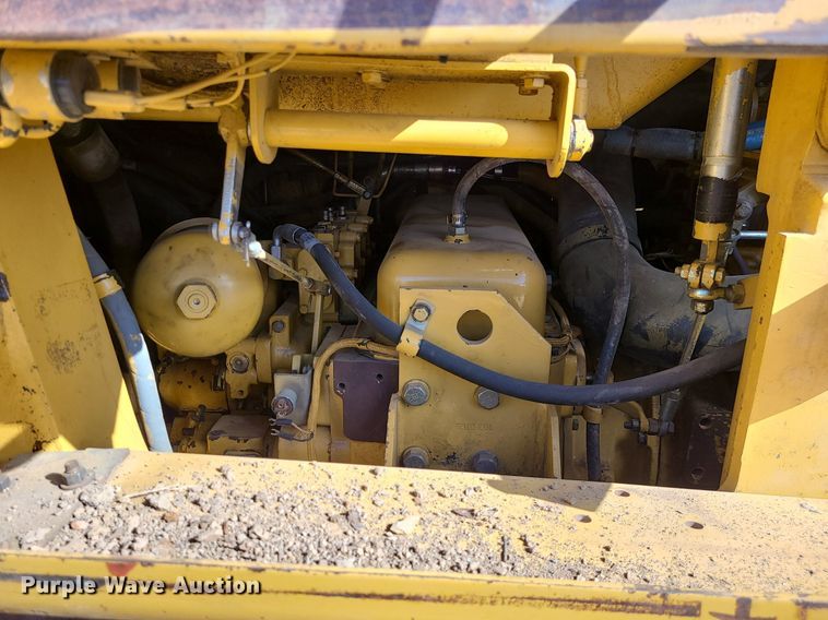 image for item MX9606 1999 Caterpillar 963B  track loader