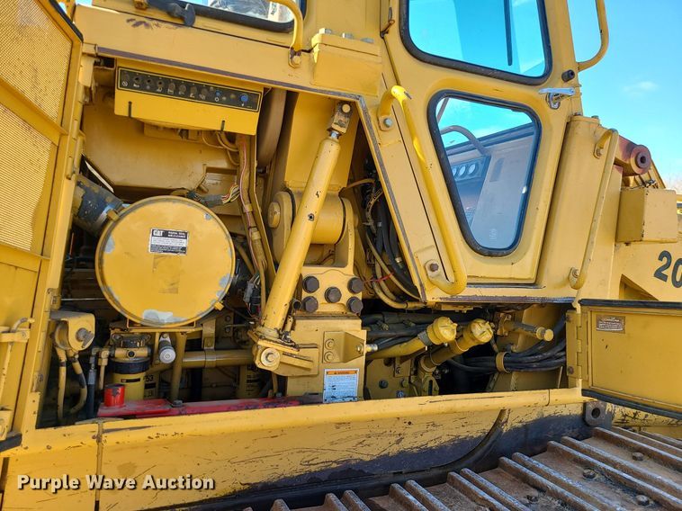 image for item MX9606 1999 Caterpillar 963B  track loader
