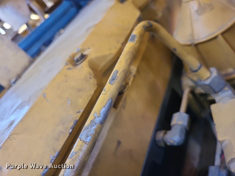 image for item MX9606 1999 Caterpillar 963B  track loader