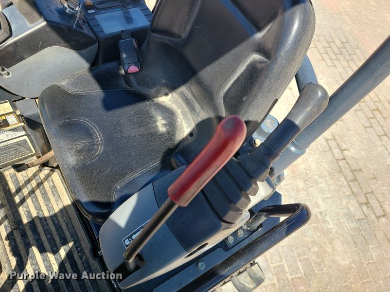 image for item MX9608 2012 John Deere 17D  mini excavator