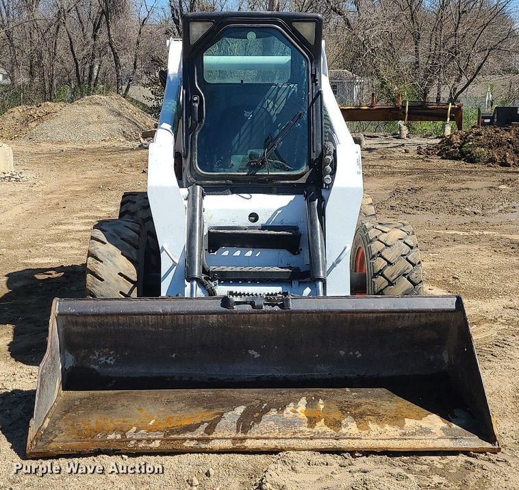 image for item MX9609 2006 Bobcat S250  skid steer loader